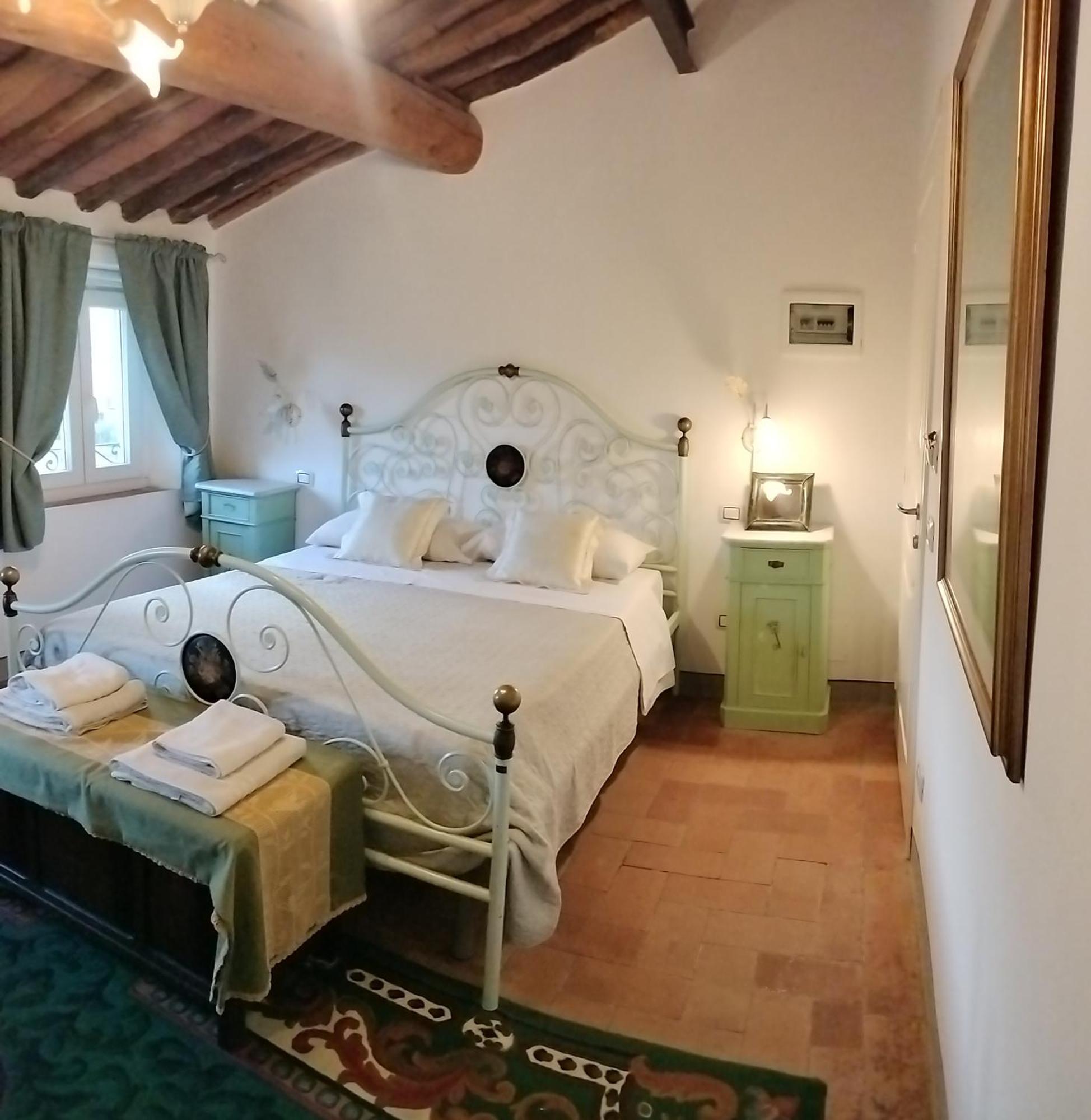 Deluxe Double Room,1538314804:JPEG